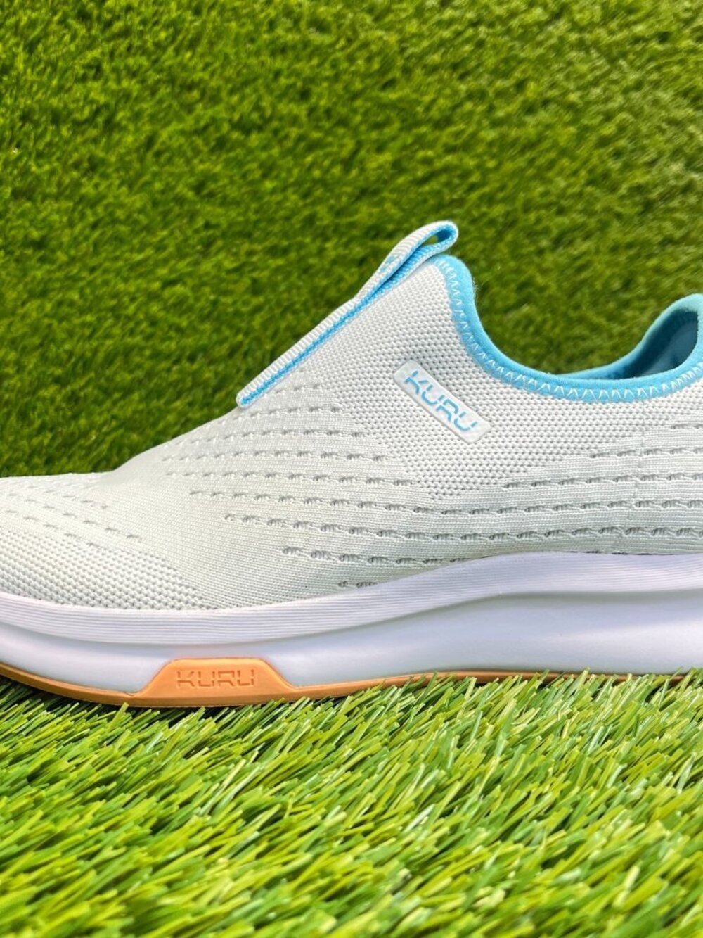 Kuru Atom Slip On Womens Size 7.5 White Blue Gum Athletic Walking Shoes Sneakers - Picture 3 of 10